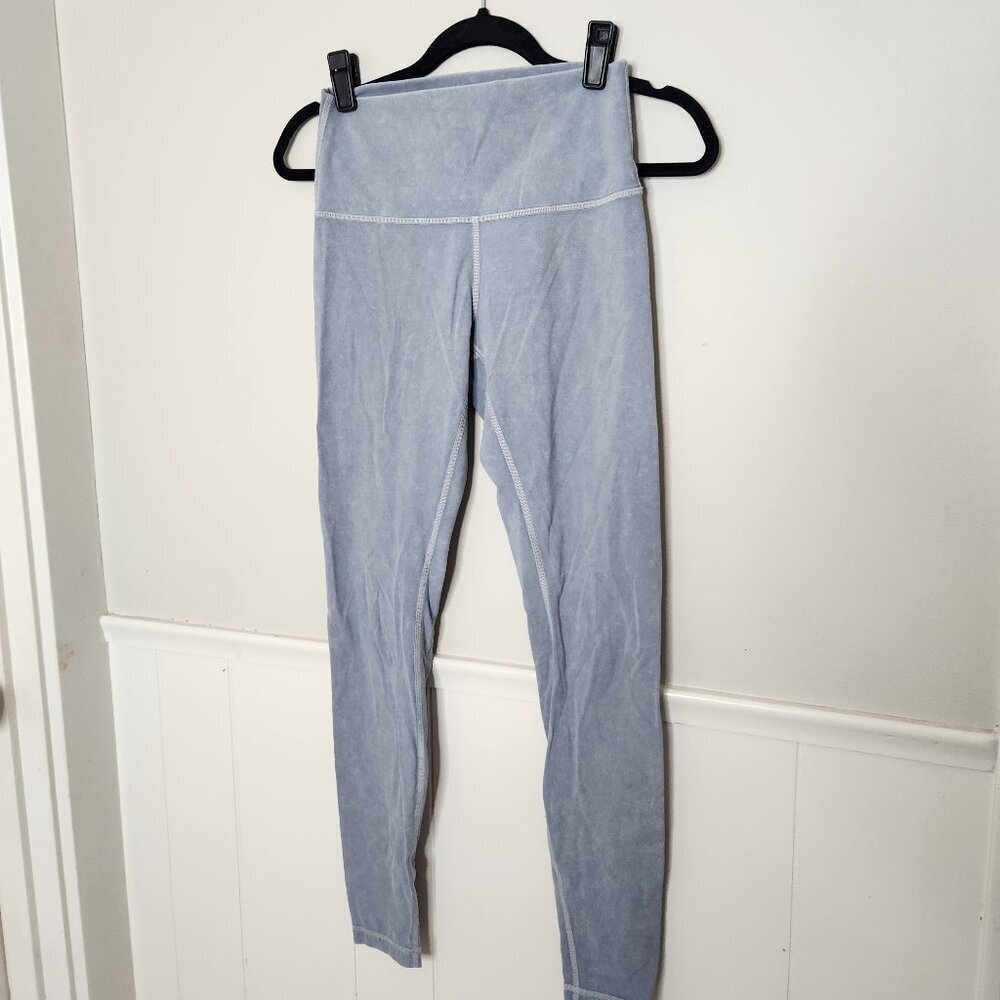 LULULEMON Solid Blue Wunder Under Leggings